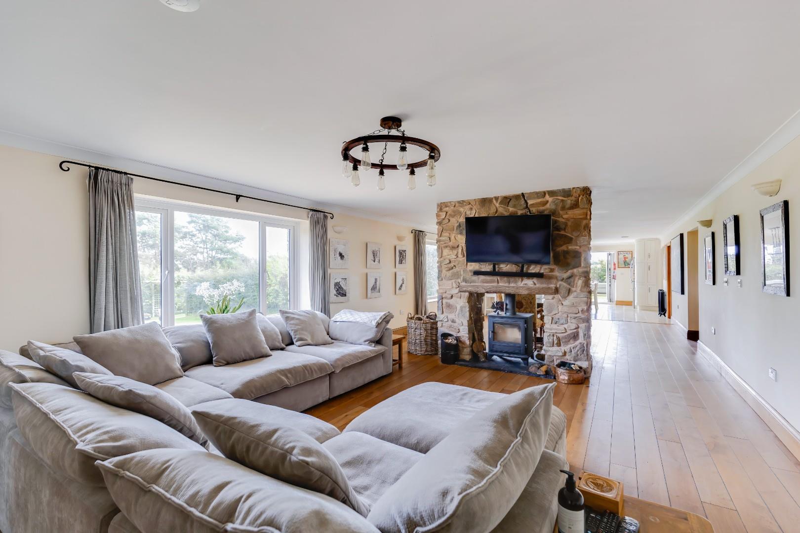 Yr Ysgubor, Llandow, Vale Of Glamorgan, CF71 7PX